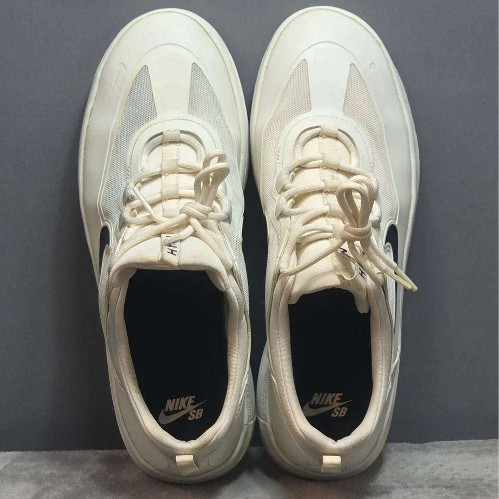 Size 9.5 - Nike Nyjah Free 2.0 SB Summit White
